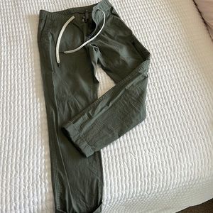 Vuori Ripstop Pant in Army Green XS
